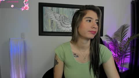 Snapshot of charlote_horny chatting on February 24, 11:41 am Charlote online show from February 24, 11:41 am