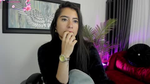 Snapshot of charlote_horny chatting on January 12, 11:39 am Charlote online show from January 12, 11:39 am