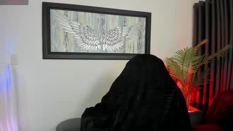 Snapshot of charlote_horny chatting on February 14, 2:28 am Charlote online show from February 14, 2:28 am