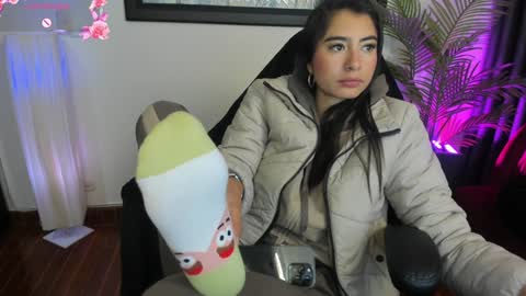 Snapshot of charlote_horny chatting on February 4, 12:22 pm Charlote online show from February 4, 12:22 pm