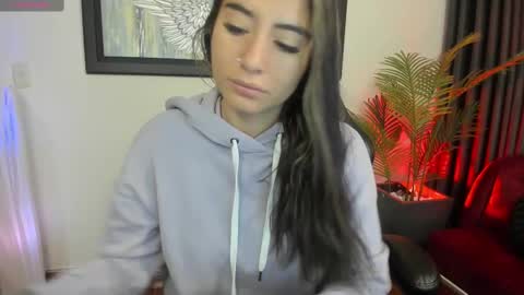Snapshot of charlote_horny chatting on February 13, 11:39 am Charlote online show from February 13, 11:39 am