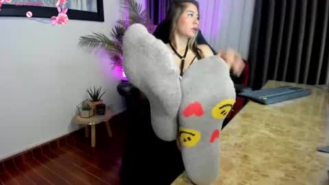 Charlote online show from November 13, 12:26 pm