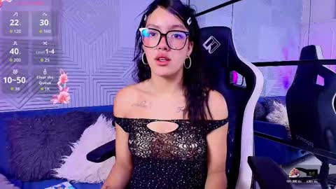 Snapshot of charlotte_2015 chatting on October 18, 11:57 am ambar online show from October 18, 11:57 am