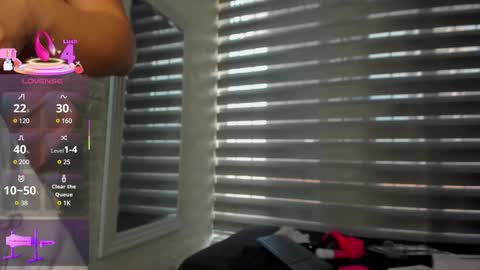 Snapshot of charlotte__g chatting on March 10, 1:21 pm charlotte online show from March 10, 1:21 pm