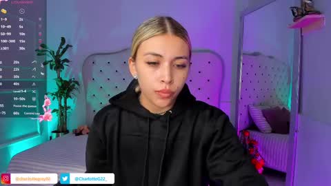 charlotte  grey online show from February 16, 11:49 am