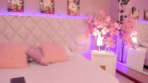 Daniela online show from March 4, 3:24 am