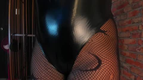  CHARLOTTE BROWN  online show from May 1, 11:02 am