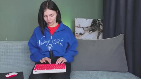 Charlotte online show from September 14, 4:10 am