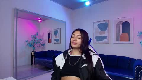 Snapshot of charlotte_etthan chatting on February 21, 3:23 am Charlotte online show from February 21, 3:23 am