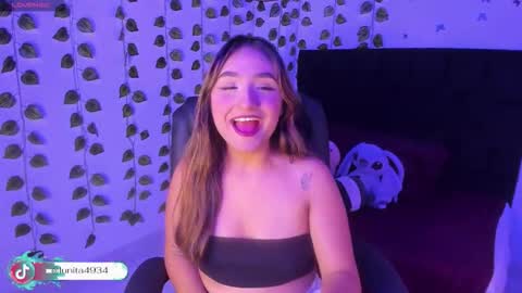     online show from March 10, 7:45 am