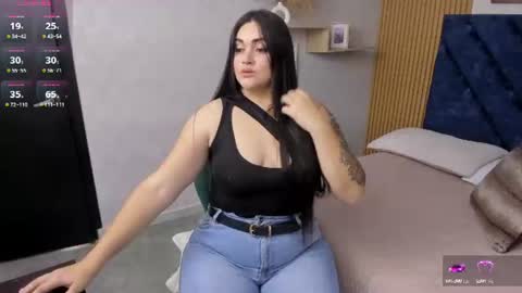 Charlotte Mayers online show from July 17, 11:58 am