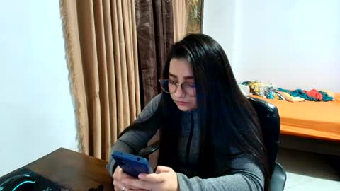 charlotte_richardson online show from June 17, 2:57 am