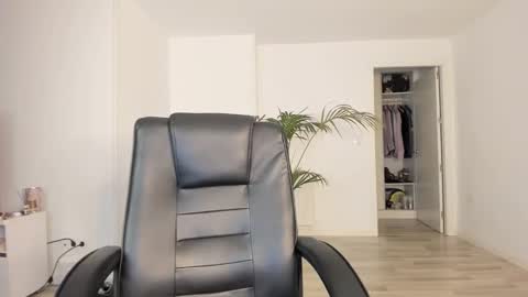 charlotte hamilton online show from September 30, 10:58 pm