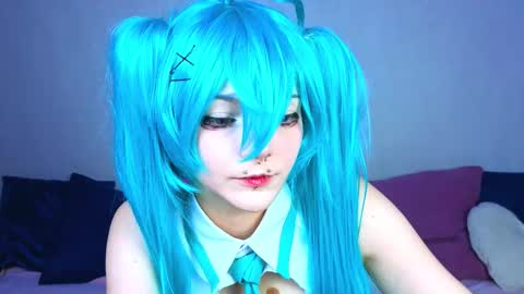 charlotteharuko online show from November 14, 9:04 pm