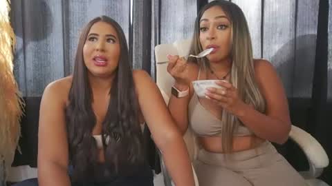 Charlottekiss online show from August 4, 9:10 pm