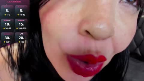 Snapshot of charlottemeyerr chatting on September 12, 4:57 am charlot online show from September 12, 4:57 am