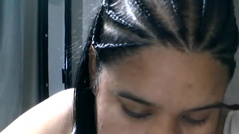 charlottequeen_21 online show from July 25, 10:50 pm