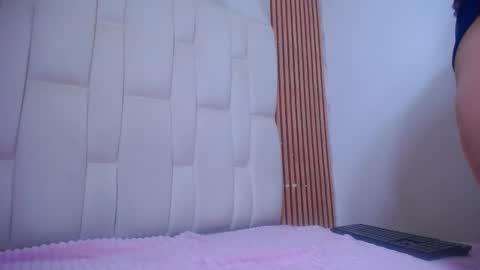 Charlotte  Schmidt online show from November 22, 11:46 am