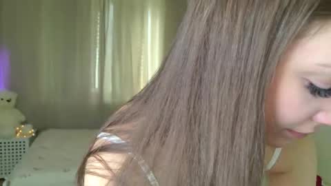 Kaylee online show from March 15, 5:20 am