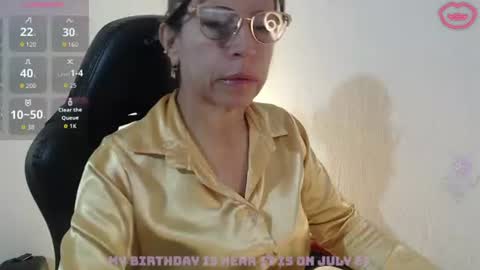 CHAYLA VICTORIA RUIZ  online show from July 20, 10:50 am