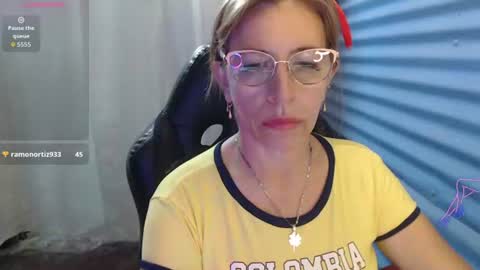 CHAYLA VICTORIA RUIZ  online show from June 17, 10:44 pm