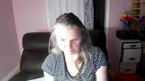 chealsiek online show from July 25, 2:29 am