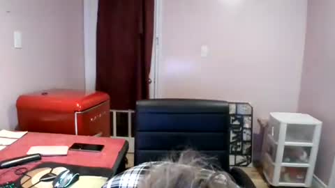 chealsiek online show from November 12, 11:58 pm