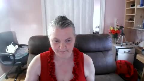 chealsiek online show from June 25, 2:07 pm