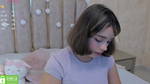 Snapshot of cheerrysweett chatting on January 9, 12:41 pm Baby Cherry online show from January 9, 12:41 pm