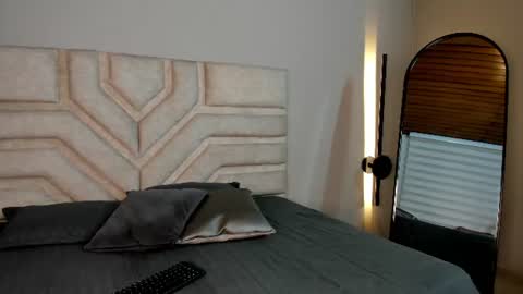 cherry_bunnyx online show from June 14, 4:03 am