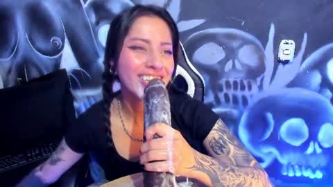 cherry jenklins87 online show from July 2, 5:30 pm