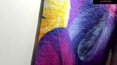 Mia online show from February 12, 12:12 pm