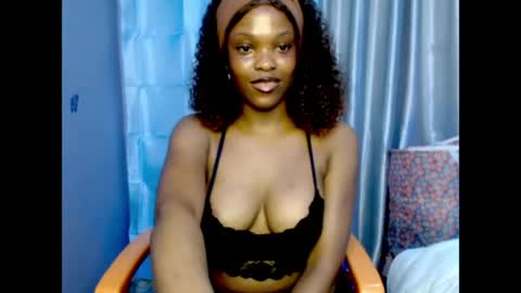Sophie online show from June 3, 2:33 pm
