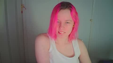 cherrybaby_0 online show from January 10, 8:52 am