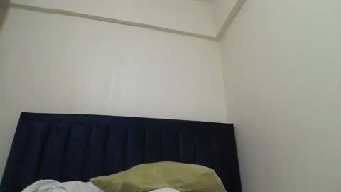 Cherryblossom2002 online show from September 17, 11:36 pm