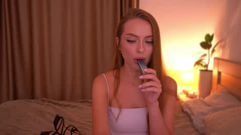 Alisha online show from September 14, 9:23 pm