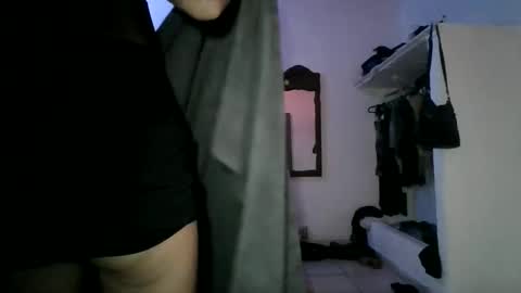 cherryblushxo online show from May 13, 1:55 am