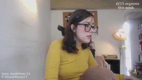 Snapshot of cherrybunny21 chatting on October 11, 6:10 pm Sarah Prez online show from October 11, 6:10 pm