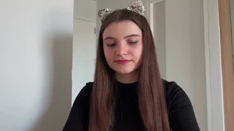 Lina online show from December 29, 4:59 am
