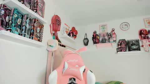 cherrycute666 online show from February 21, 2:06 am