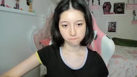 cherrycute666 online show from August 2, 7:00 am
