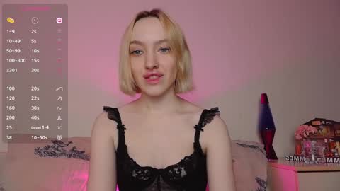 Cheryl online show from December 3, 12:22 am