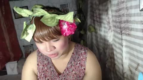 chescahotxxxl online show from July 22, 10:22 pm