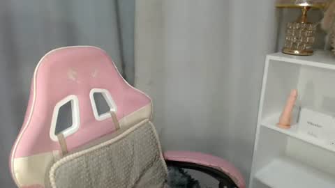 CRISTINE3. online show from August 5, 1:01 am