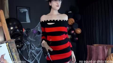 Nina   online show from October 24, 4:03 pm