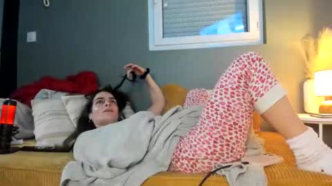 yoursensualparadise online show from March 17, 8:02 pm