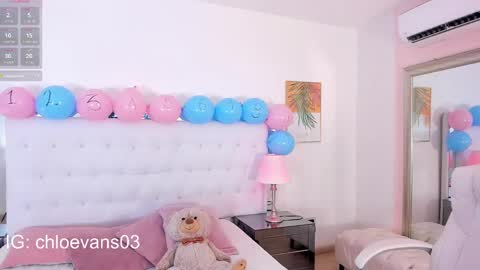 Chloe online show from September 18, 12:58 pm