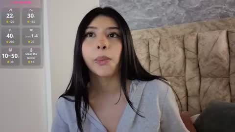 chloe_bluee_ online show from June 28, 1:28 pm