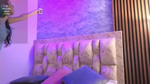chloe_bluee_ online show from April 29, 11:13 am