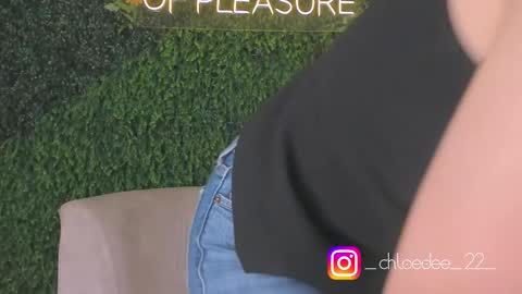 Chloe online show from October 2, 12:43 pm